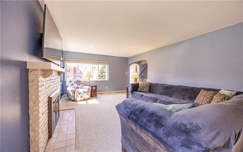 222 Glenview Dr, New Kensington, 15068, 4 Bedrooms Bedrooms, 11 Rooms Rooms,2.1 BathroomsBathrooms,Residential,For Sale,Glenview Dr,1746230