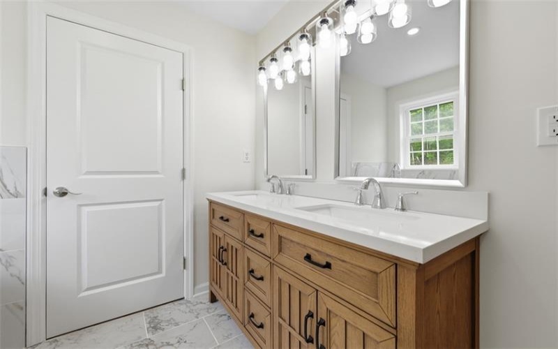 5149 Watters Road, Lower Burrell, 15068, 4 Bedrooms Bedrooms, ,3.1 BathroomsBathrooms,Residential,For Sale,Watters Road,1741007