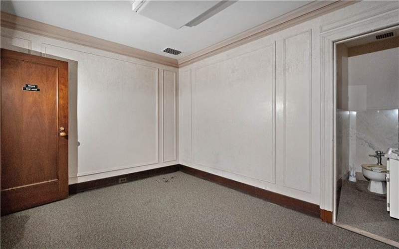 501 FALLOWFIELD AVENUE, Charleroi, 15022, ,Commercial-industrial-business,For Sale,FALLOWFIELD AVENUE,1746250