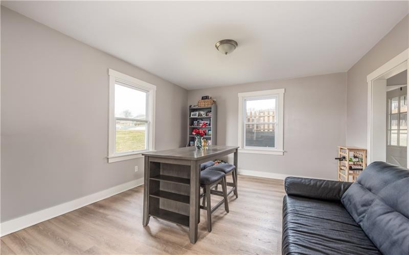 3621 Washington Ave, Finleyville, 15332, 2 Bedrooms Bedrooms, 7 Rooms Rooms,1.1 BathroomsBathrooms,Residential,For Sale,Washington Ave,1741011
