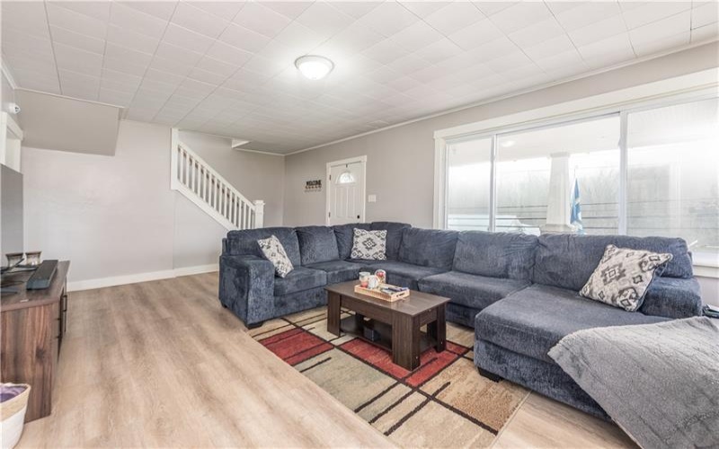 3621 Washington Ave, Finleyville, 15332, 2 Bedrooms Bedrooms, 7 Rooms Rooms,1.1 BathroomsBathrooms,Residential,For Sale,Washington Ave,1741011