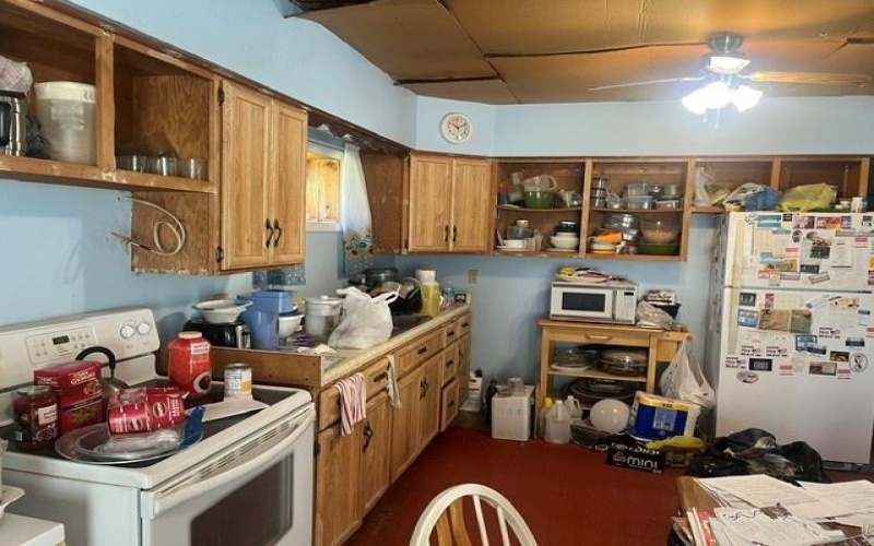178 South California Drive, Coal Center, 15423, 2 Bedrooms Bedrooms, 6 Rooms Rooms,1 BathroomBathrooms,Residential,For Sale,South California Drive,1746281