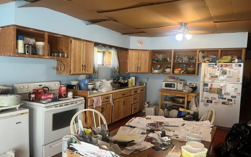 178 South California Drive, Coal Center, 15423, 2 Bedrooms Bedrooms, 6 Rooms Rooms,1 BathroomBathrooms,Residential,For Sale,South California Drive,1746281