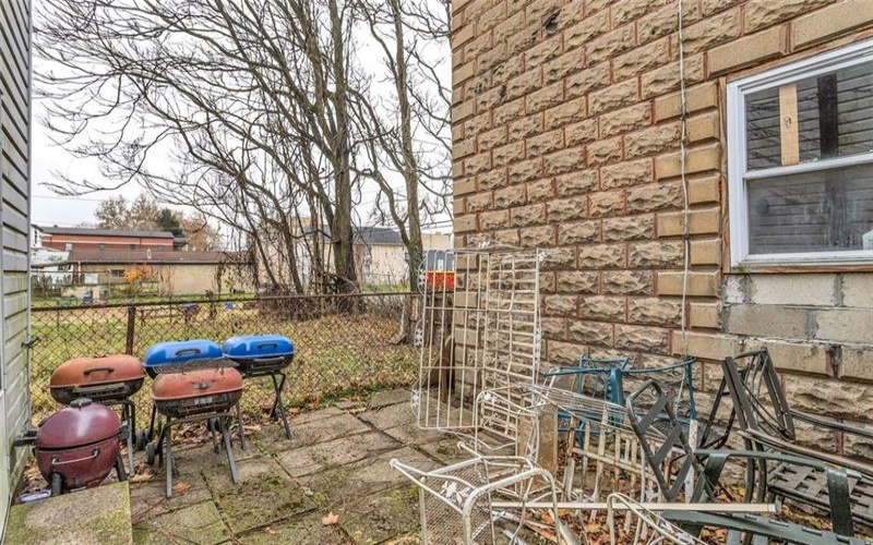 1421 5th Ave, New Kensington, 15068, ,Multi-unit,For Sale,5th Ave,1729333