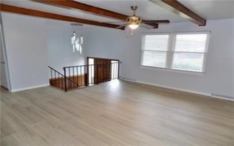 189 Wiggins Lane, Uniontown, 15401, 3 Bedrooms Bedrooms, ,2 BathroomsBathrooms,Lease,For Rent,Wiggins Lane,1746282
