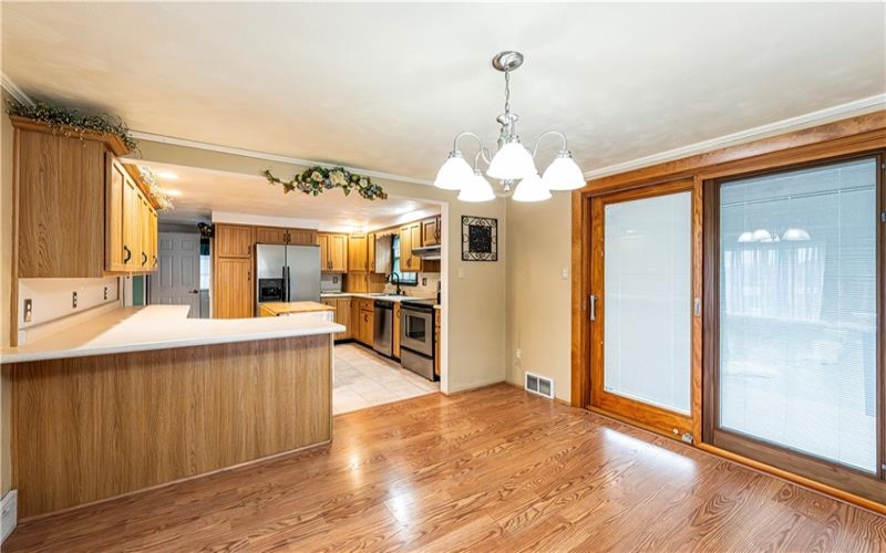687 Middletown Road, New Stanton, 15672, 4 Bedrooms Bedrooms, 10 Rooms Rooms,2.2 BathroomsBathrooms,Residential,For Sale,Middletown Road,1743795