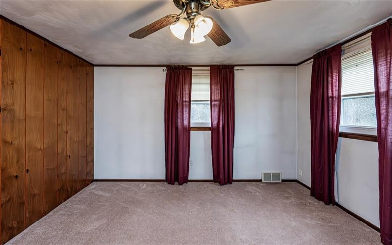 687 Middletown Road, New Stanton, 15672, 4 Bedrooms Bedrooms, 10 Rooms Rooms,2.2 BathroomsBathrooms,Residential,For Sale,Middletown Road,1743795