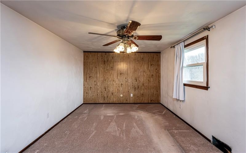 687 Middletown Road, New Stanton, 15672, 4 Bedrooms Bedrooms, 10 Rooms Rooms,2.2 BathroomsBathrooms,Residential,For Sale,Middletown Road,1743795