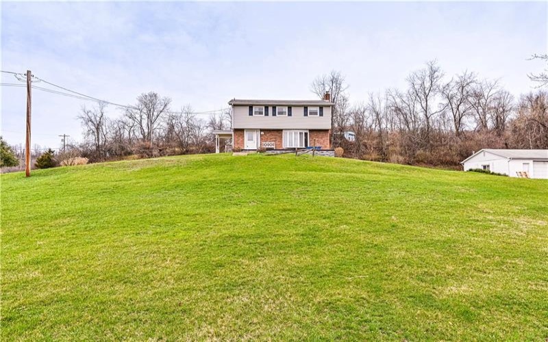 687 Middletown Road, New Stanton, 15672, 4 Bedrooms Bedrooms, 10 Rooms Rooms,2.2 BathroomsBathrooms,Residential,For Sale,Middletown Road,1743795