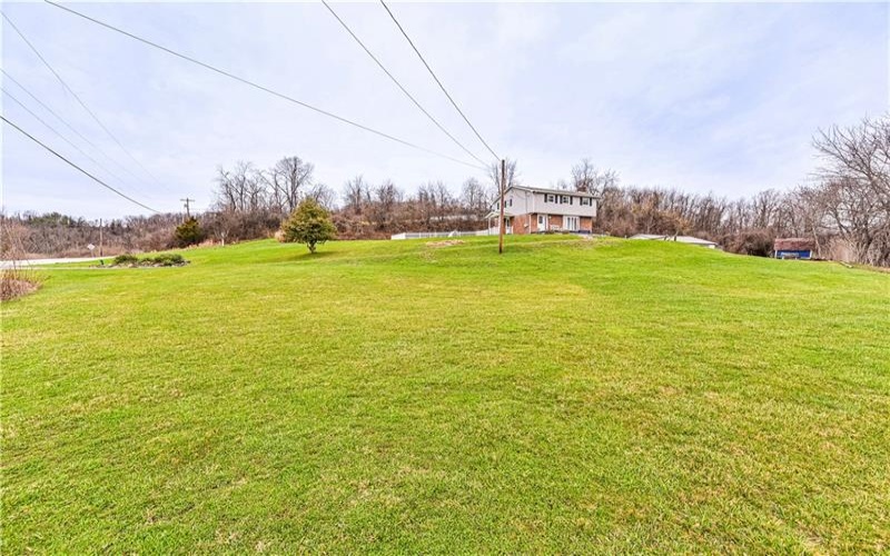 687 Middletown Road, New Stanton, 15672, 4 Bedrooms Bedrooms, 10 Rooms Rooms,2.2 BathroomsBathrooms,Residential,For Sale,Middletown Road,1743795