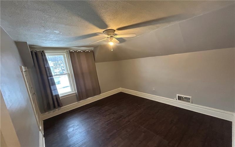 189 Fairfield Ave, Johnstown, 15906, 2 Bedrooms Bedrooms, ,1 BathroomBathrooms,Residential,For Sale,Fairfield Ave,1741037