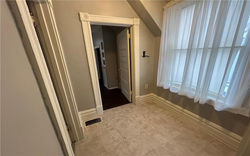189 Fairfield Ave, Johnstown, 15906, 2 Bedrooms Bedrooms, ,1 BathroomBathrooms,Residential,For Sale,Fairfield Ave,1741037
