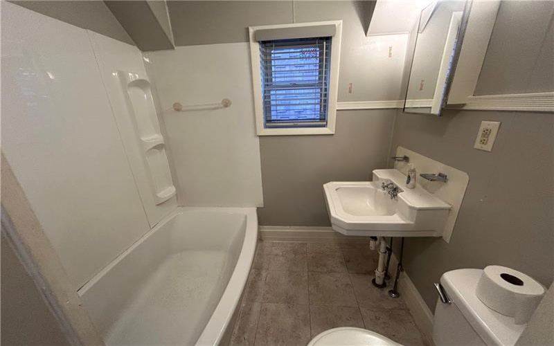 189 Fairfield Ave, Johnstown, 15906, 2 Bedrooms Bedrooms, ,1 BathroomBathrooms,Residential,For Sale,Fairfield Ave,1741037