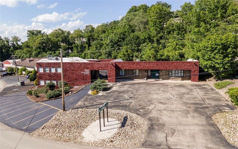 585 RUGH ST, GREENSBURG, 15601, ,Commercial-industrial-business,For Sale,RUGH ST,1746312