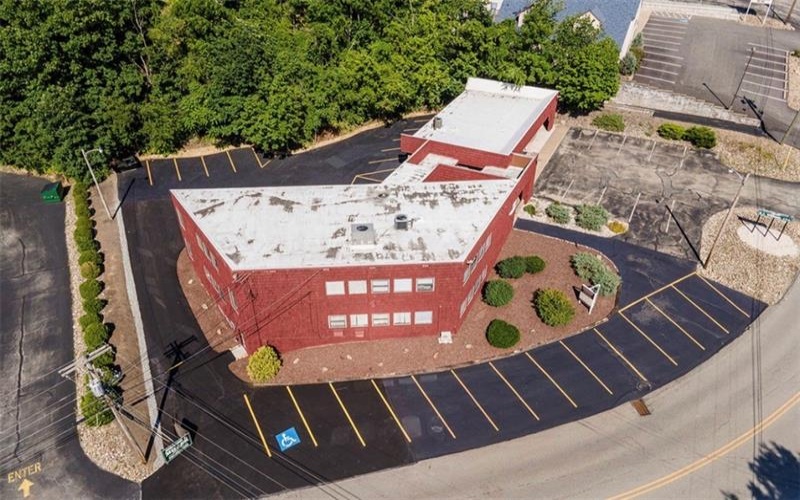 585 RUGH ST, GREENSBURG, 15601, ,Commercial-industrial-business,For Sale,RUGH ST,1746312