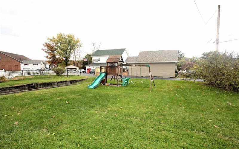 208 Independence Street, Perryopolis, 15473, 3 Bedrooms Bedrooms, 7 Rooms Rooms,1.1 BathroomsBathrooms,Residential,For Sale,Independence Street,1729409