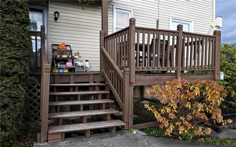 208 Independence Street, Perryopolis, 15473, 3 Bedrooms Bedrooms, 7 Rooms Rooms,1.1 BathroomsBathrooms,Residential,For Sale,Independence Street,1729409