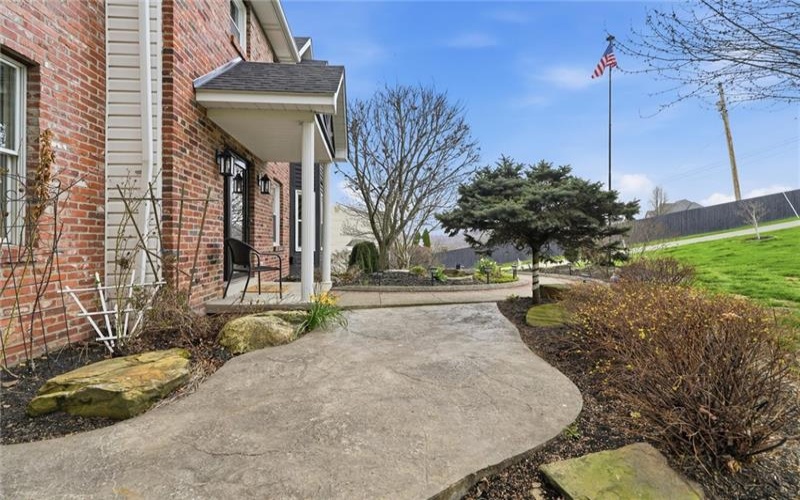 39 Valleyview Road, Scenery Hill, 15360, 5 Bedrooms Bedrooms, ,3.1 BathroomsBathrooms,Residential,For Sale,Valleyview Road,1746317