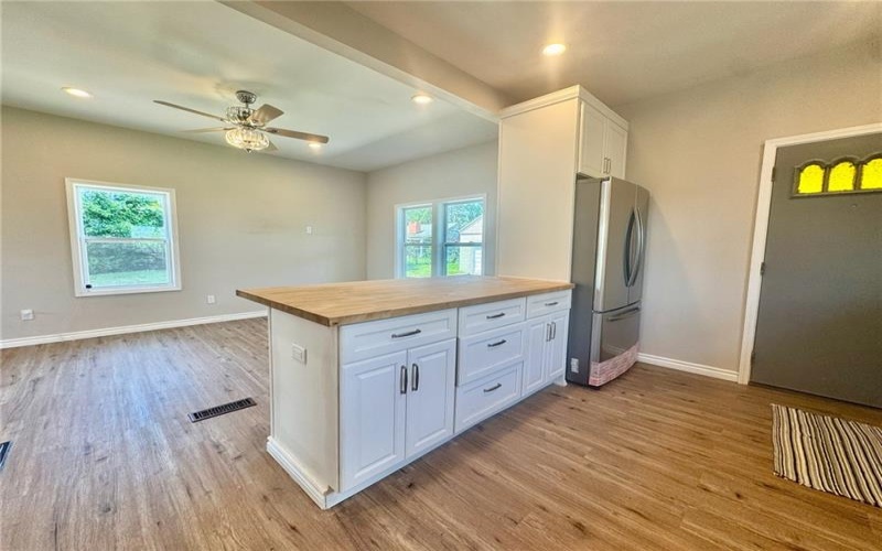 514 Ridge Avenue, Canonsburg, 15317, 3 Bedrooms Bedrooms, 8 Rooms Rooms,2 BathroomsBathrooms,Residential,For Sale,Ridge Avenue,1746330