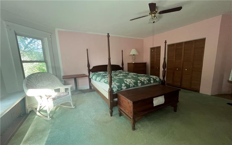 301 Center Avenue, New Stanton, 15672, 3 Bedrooms Bedrooms, 7 Rooms Rooms,1.1 BathroomsBathrooms,Residential,For Sale,Center Avenue,1733716