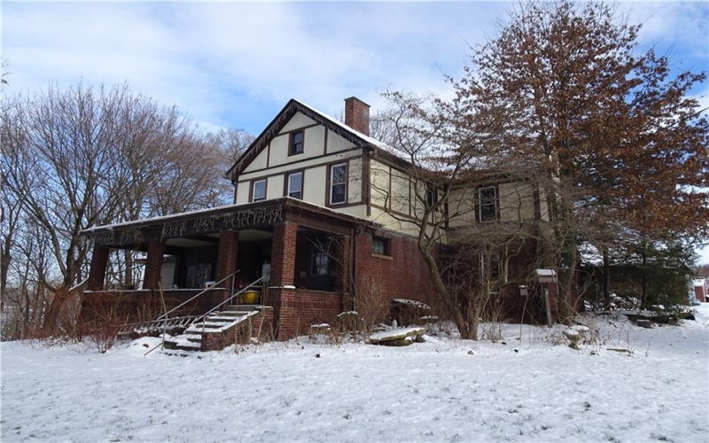 301 Center Avenue, New Stanton, 15672, 3 Bedrooms Bedrooms, 7 Rooms Rooms,1.1 BathroomsBathrooms,Residential,For Sale,Center Avenue,1733716