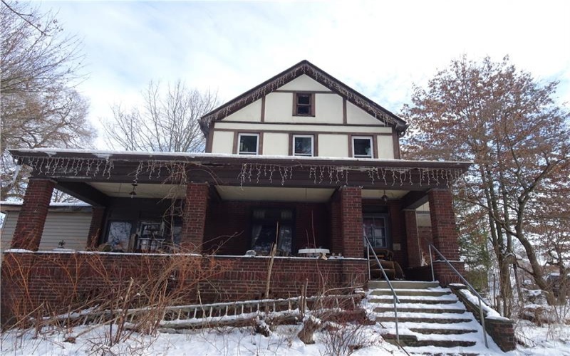 301 Center Avenue, New Stanton, 15672, 3 Bedrooms Bedrooms, 7 Rooms Rooms,1.1 BathroomsBathrooms,Residential,For Sale,Center Avenue,1733716