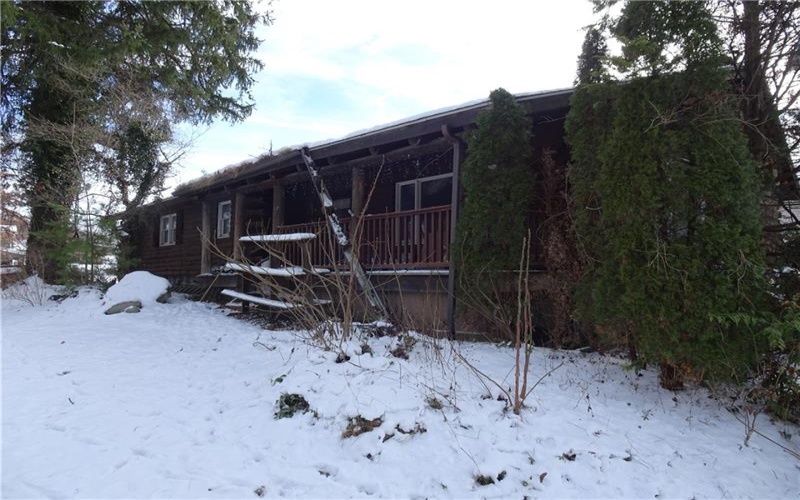 301 Center Avenue, New Stanton, 15672, 3 Bedrooms Bedrooms, 7 Rooms Rooms,1.1 BathroomsBathrooms,Residential,For Sale,Center Avenue,1733716