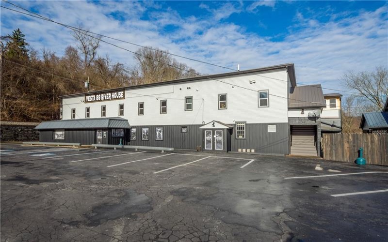 564 Front St, Fredericktown, 15333, ,Commercial-industrial-business,For Sale,Front St,1741057