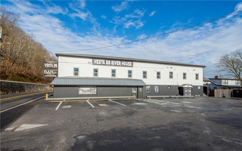 564 Front St, Fredericktown, 15333, ,Commercial-industrial-business,For Sale,Front St,1741057