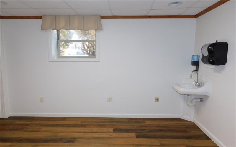 424 Gibson Avenue, Connellsville, 15425, ,Commercial-industrial-business,For Sale,Gibson Avenue,1729545