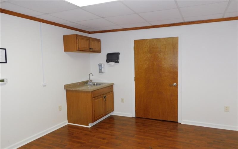 424 Gibson Avenue, Connellsville, 15425, ,Commercial-industrial-business,For Sale,Gibson Avenue,1729545