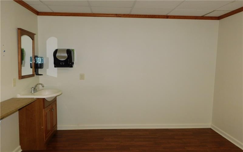 424 Gibson Avenue, Connellsville, 15425, ,Commercial-industrial-business,For Sale,Gibson Avenue,1729545