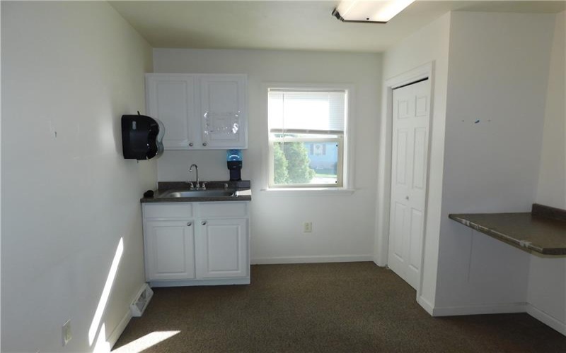 424 Gibson Avenue, Connellsville, 15425, ,Commercial-industrial-business,For Sale,Gibson Avenue,1729545