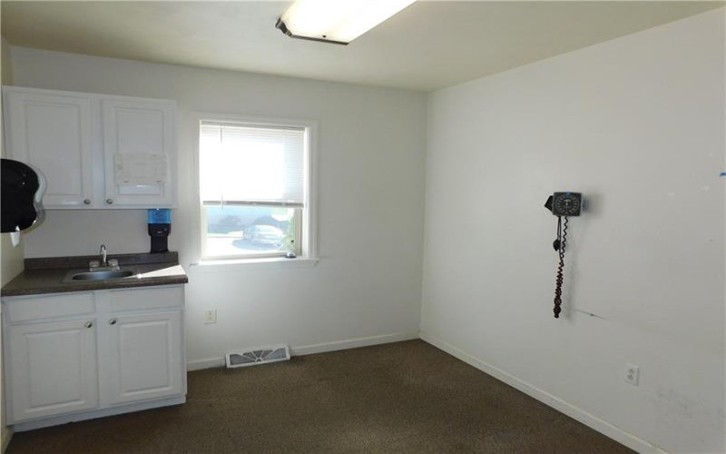 424 Gibson Avenue, Connellsville, 15425, ,Commercial-industrial-business,For Sale,Gibson Avenue,1729545