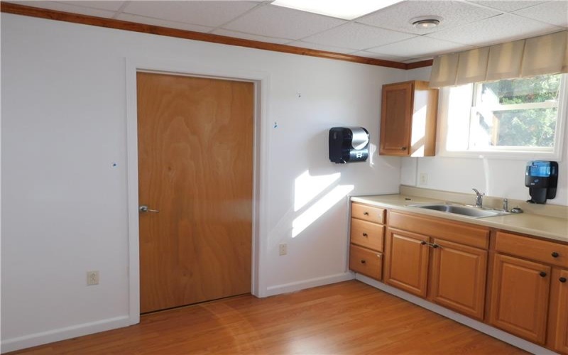 424 Gibson Avenue, Connellsville, 15425, ,Commercial-industrial-business,For Sale,Gibson Avenue,1729545