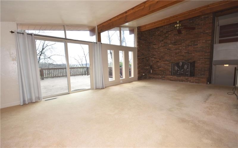 327 Wayne St, Claysville, 15323, 4 Bedrooms Bedrooms, 9 Rooms Rooms,2.1 BathroomsBathrooms,Residential,For Sale,Wayne St,1746368