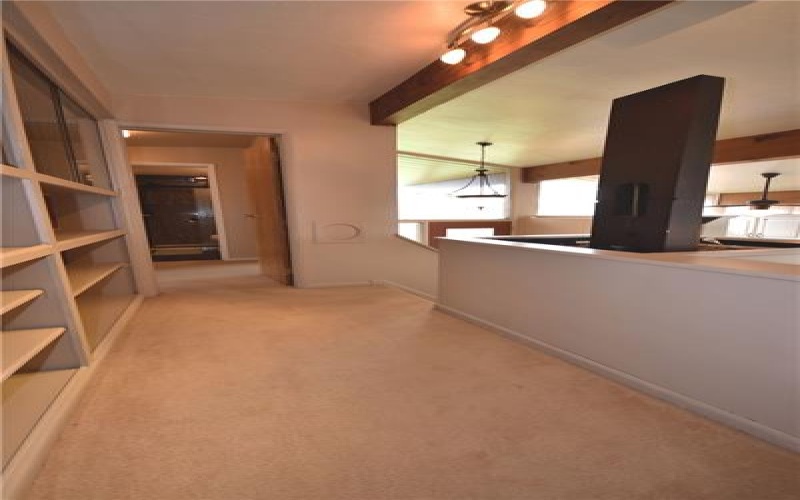 327 Wayne St, Claysville, 15323, 4 Bedrooms Bedrooms, 9 Rooms Rooms,2.1 BathroomsBathrooms,Residential,For Sale,Wayne St,1746368