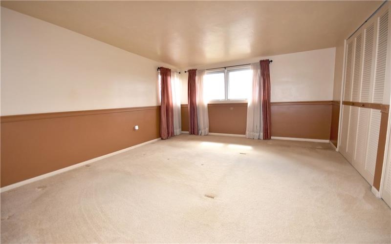327 Wayne St, Claysville, 15323, 4 Bedrooms Bedrooms, 9 Rooms Rooms,2.1 BathroomsBathrooms,Residential,For Sale,Wayne St,1746368