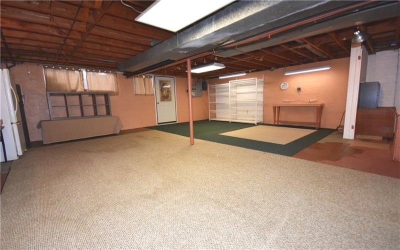 327 Wayne St, Claysville, 15323, 4 Bedrooms Bedrooms, 9 Rooms Rooms,2.1 BathroomsBathrooms,Residential,For Sale,Wayne St,1746368