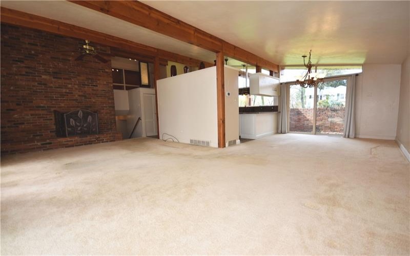327 Wayne St, Claysville, 15323, 4 Bedrooms Bedrooms, 9 Rooms Rooms,2.1 BathroomsBathrooms,Residential,For Sale,Wayne St,1746368