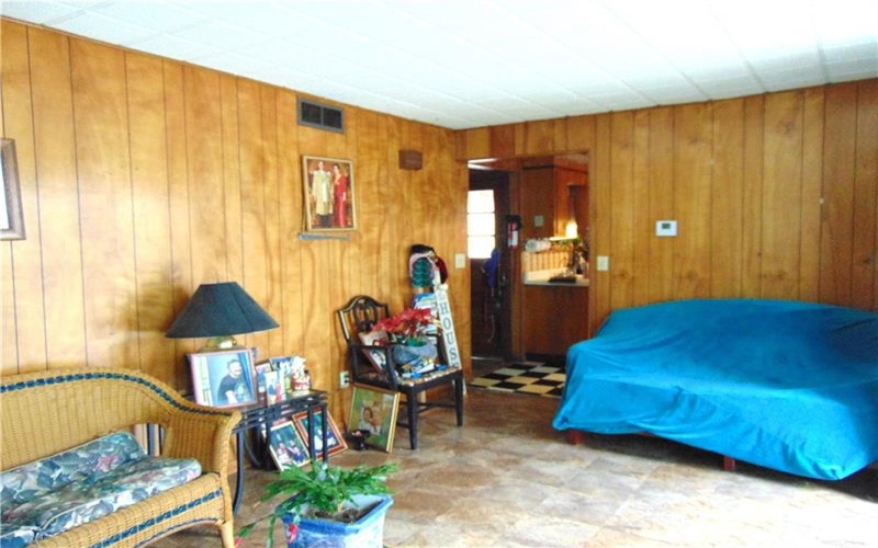 910 Lincoln Ave, Charleroi, 15022, 1 Bedroom Bedrooms, 6 Rooms Rooms,1 BathroomBathrooms,Residential,For Sale,Lincoln Ave,1741162