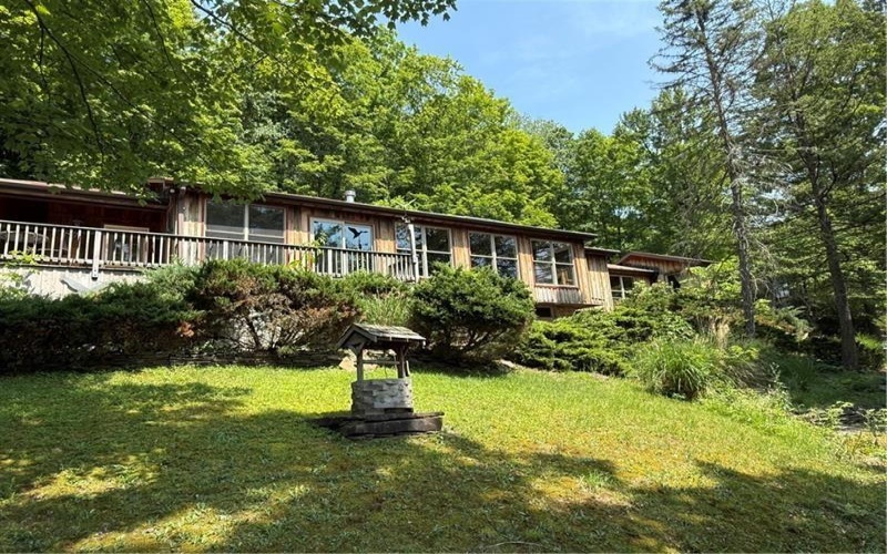 254 Light Ln, Ligonier, 15658, 2 Bedrooms Bedrooms, ,2.1 BathroomsBathrooms,Residential,For Sale,Light Ln,1738326