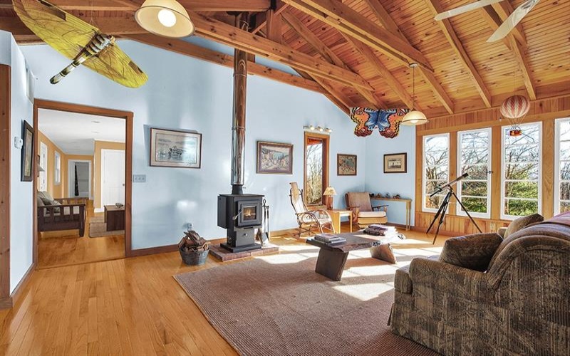 254 Light Ln, Ligonier, 15658, 2 Bedrooms Bedrooms, ,2.1 BathroomsBathrooms,Residential,For Sale,Light Ln,1738326