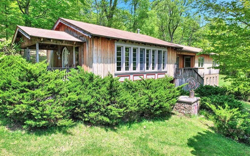 254 Light Ln, Ligonier, 15658, 2 Bedrooms Bedrooms, ,2.1 BathroomsBathrooms,Residential,For Sale,Light Ln,1738326