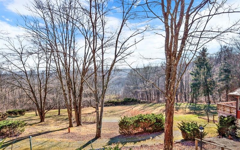 254 Light Ln, Ligonier, 15658, 2 Bedrooms Bedrooms, ,2.1 BathroomsBathrooms,Residential,For Sale,Light Ln,1738326