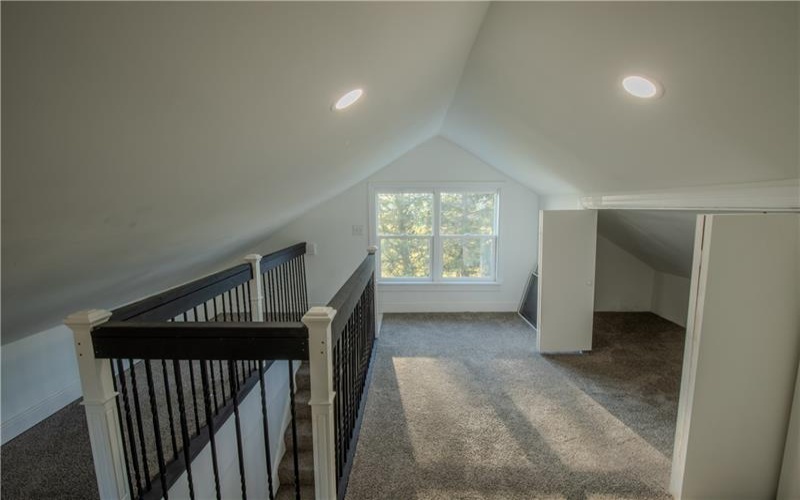 327 Eighty Eight Rd, Carmichaels, 15320, 3 Bedrooms Bedrooms, ,2.1 BathroomsBathrooms,Residential,For Sale,Eighty Eight Rd,1734882
