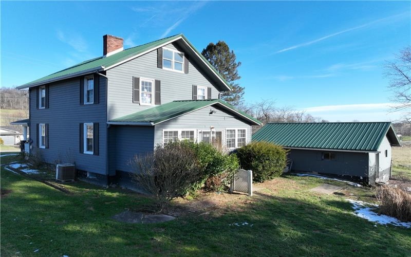 327 Eighty Eight Rd, Carmichaels, 15320, 3 Bedrooms Bedrooms, ,2.1 BathroomsBathrooms,Residential,For Sale,Eighty Eight Rd,1734882