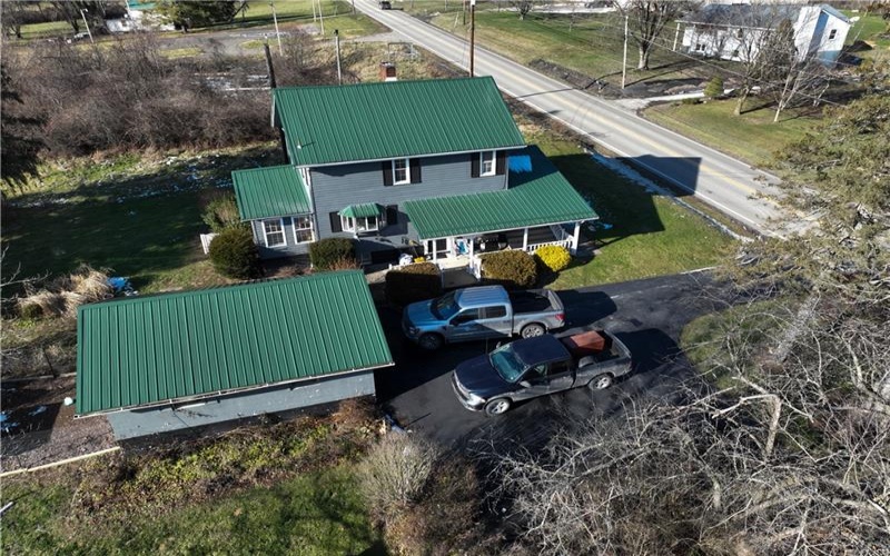 327 Eighty Eight Rd, Carmichaels, 15320, 3 Bedrooms Bedrooms, ,2.1 BathroomsBathrooms,Residential,For Sale,Eighty Eight Rd,1734882