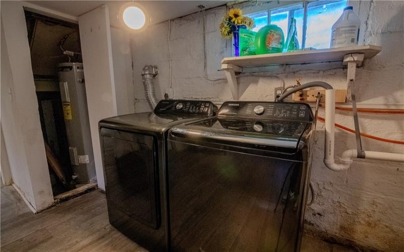 327 Eighty Eight Rd, Carmichaels, 15320, 3 Bedrooms Bedrooms, ,2.1 BathroomsBathrooms,Residential,For Sale,Eighty Eight Rd,1734882