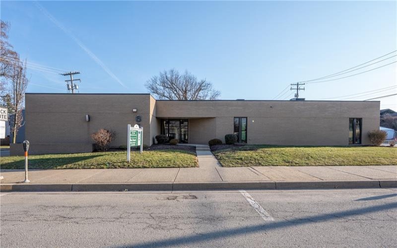 600 Ligonier St, Latrobe, 15650, ,Commercial-industrial-business,For Sale,Ligonier St,1743886